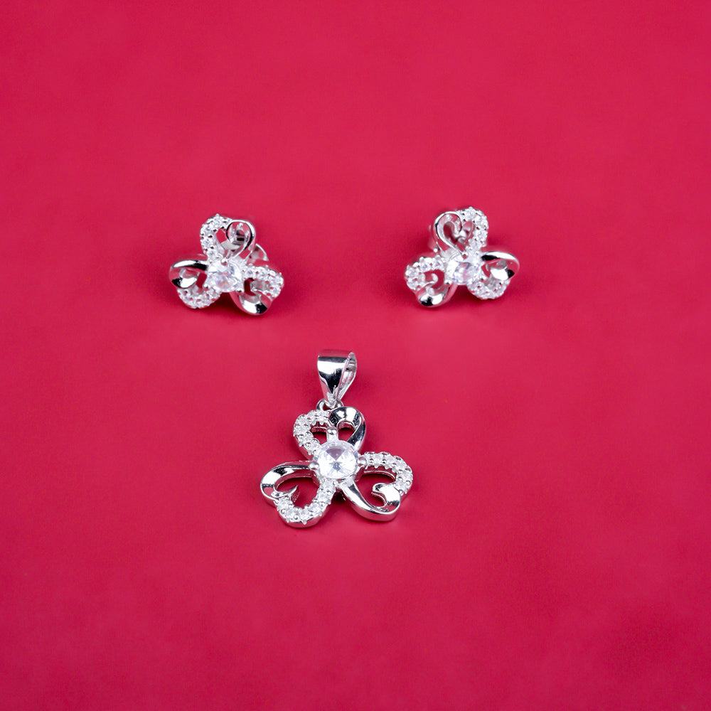 Floral Dimond Butty Pendle 3 Petle